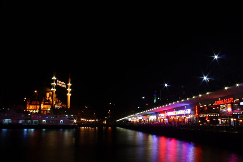 Galata Köprüsü ve Eminönü Yeni Camii