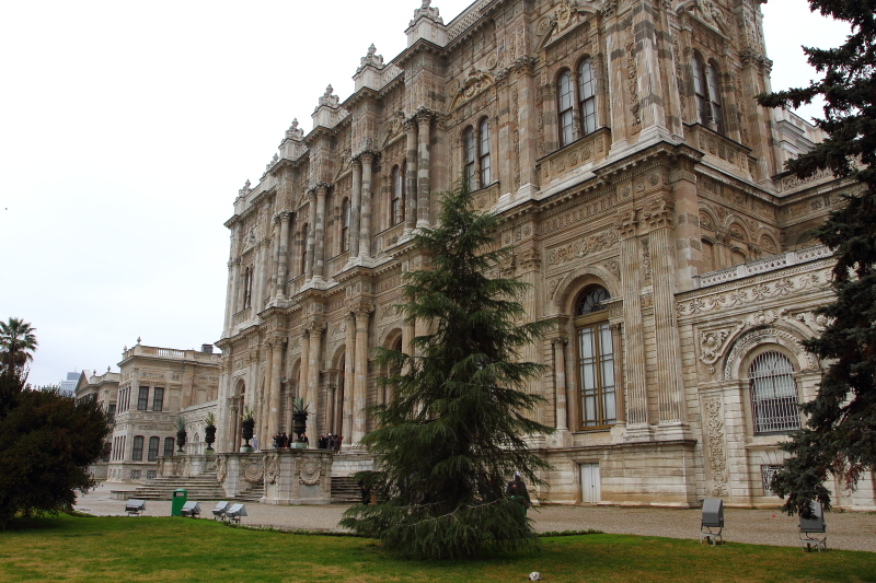 Dolmabahçe Sarayı - Selamlık (Muayede) Salonu'ndan Boğaziçi'ne açılan kapı